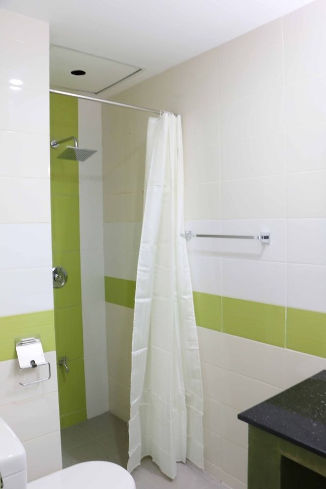 Saninro Hotel - Ragama Ngoại thất bức ảnh