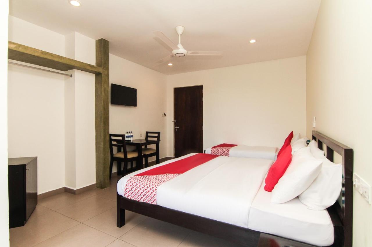 Saninro Hotel - Ragama Ngoại thất bức ảnh