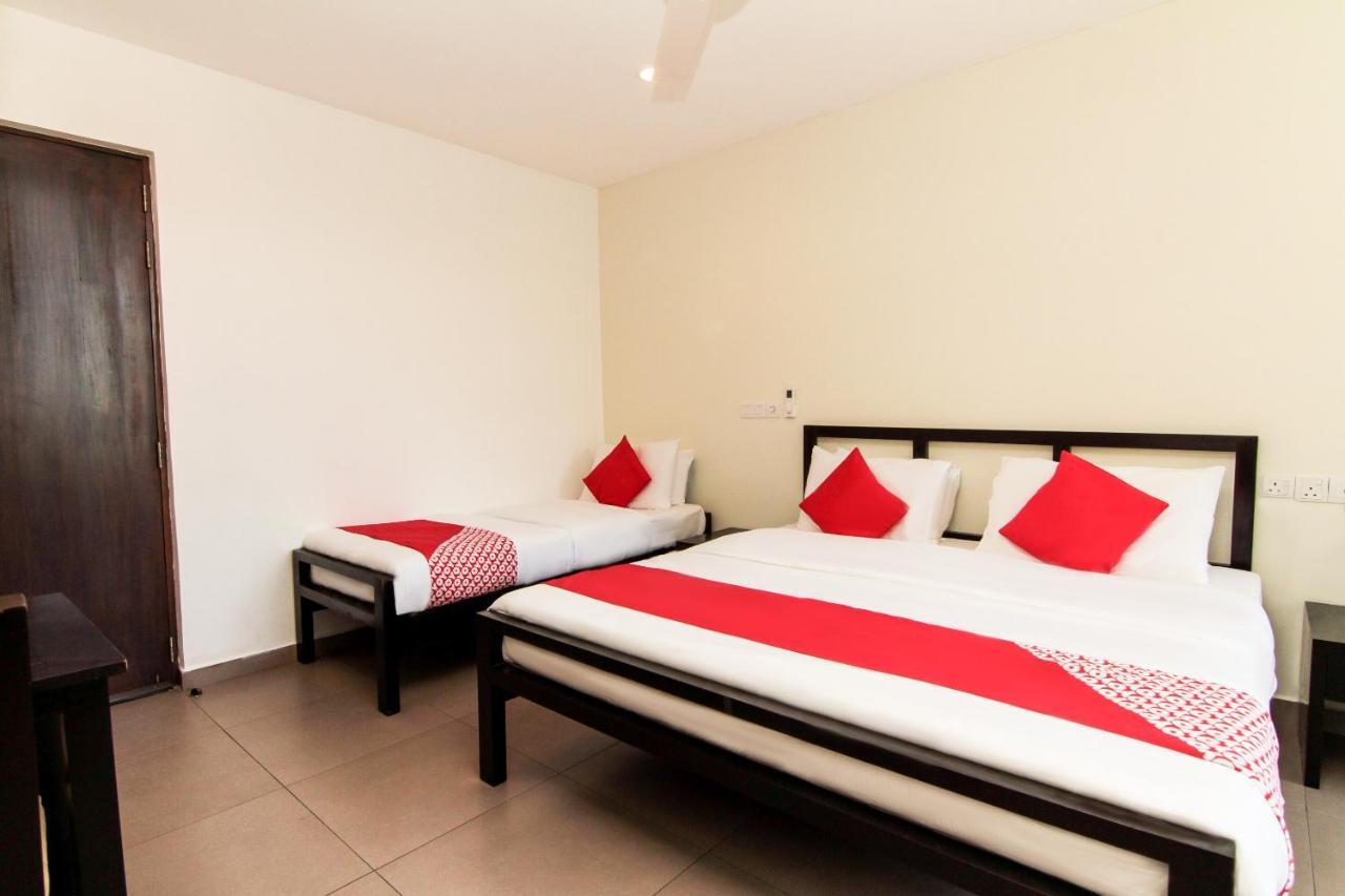 Saninro Hotel - Ragama Ngoại thất bức ảnh
